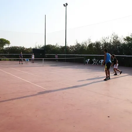 Villaggio La Giurlita * توري موتسا
