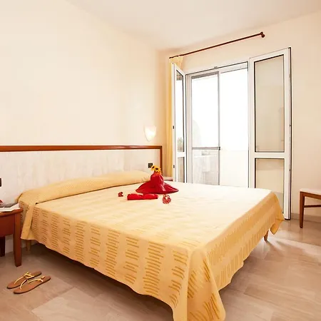 Villaggio La Giurlita فندق *