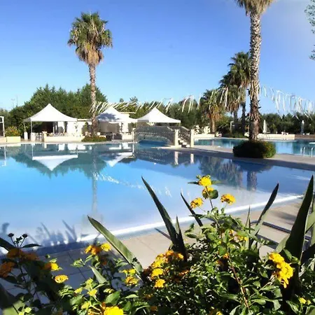 فندق Villaggio La Giurlita *